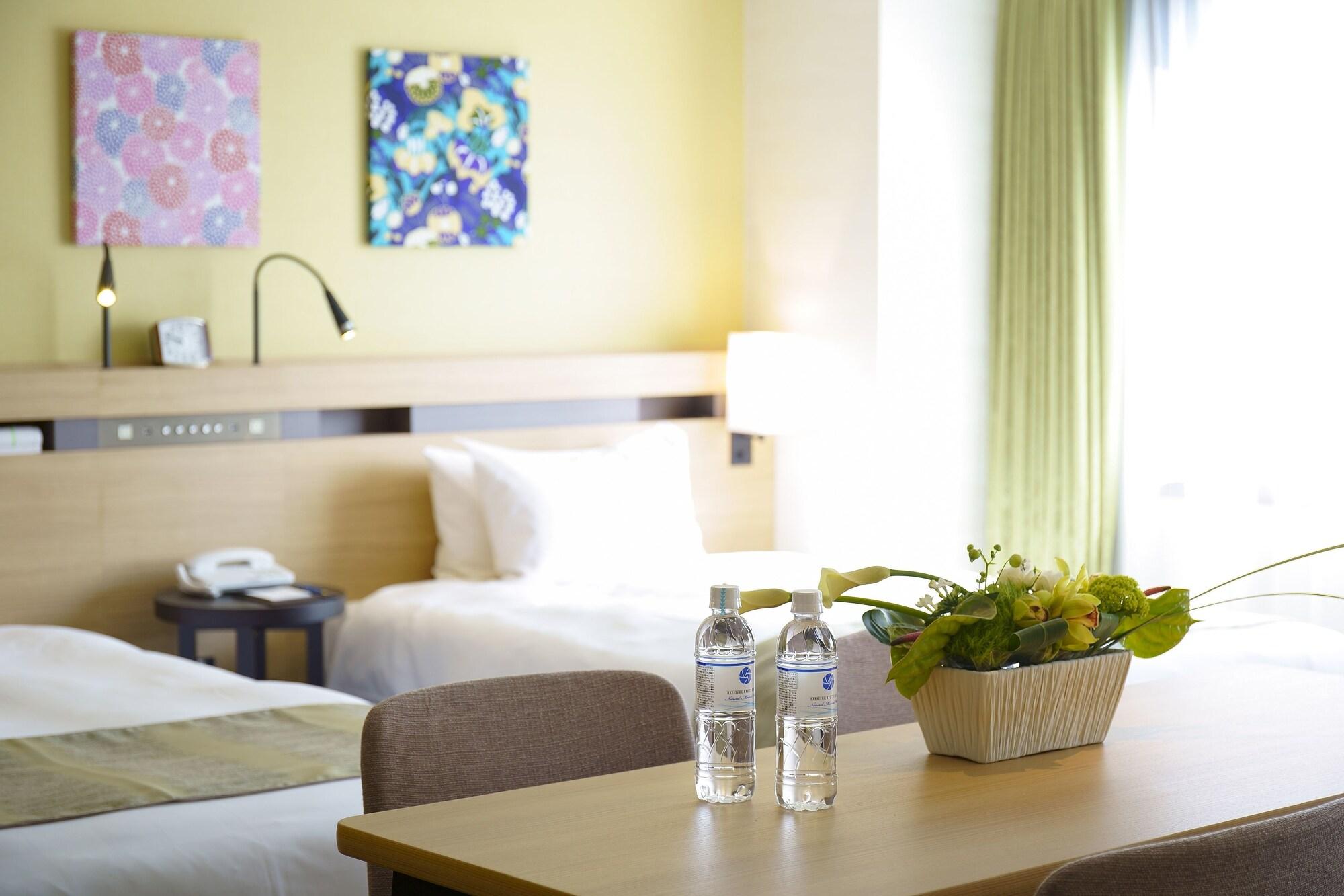 Karasuma Kyoto Hotel מראה חיצוני תמונה